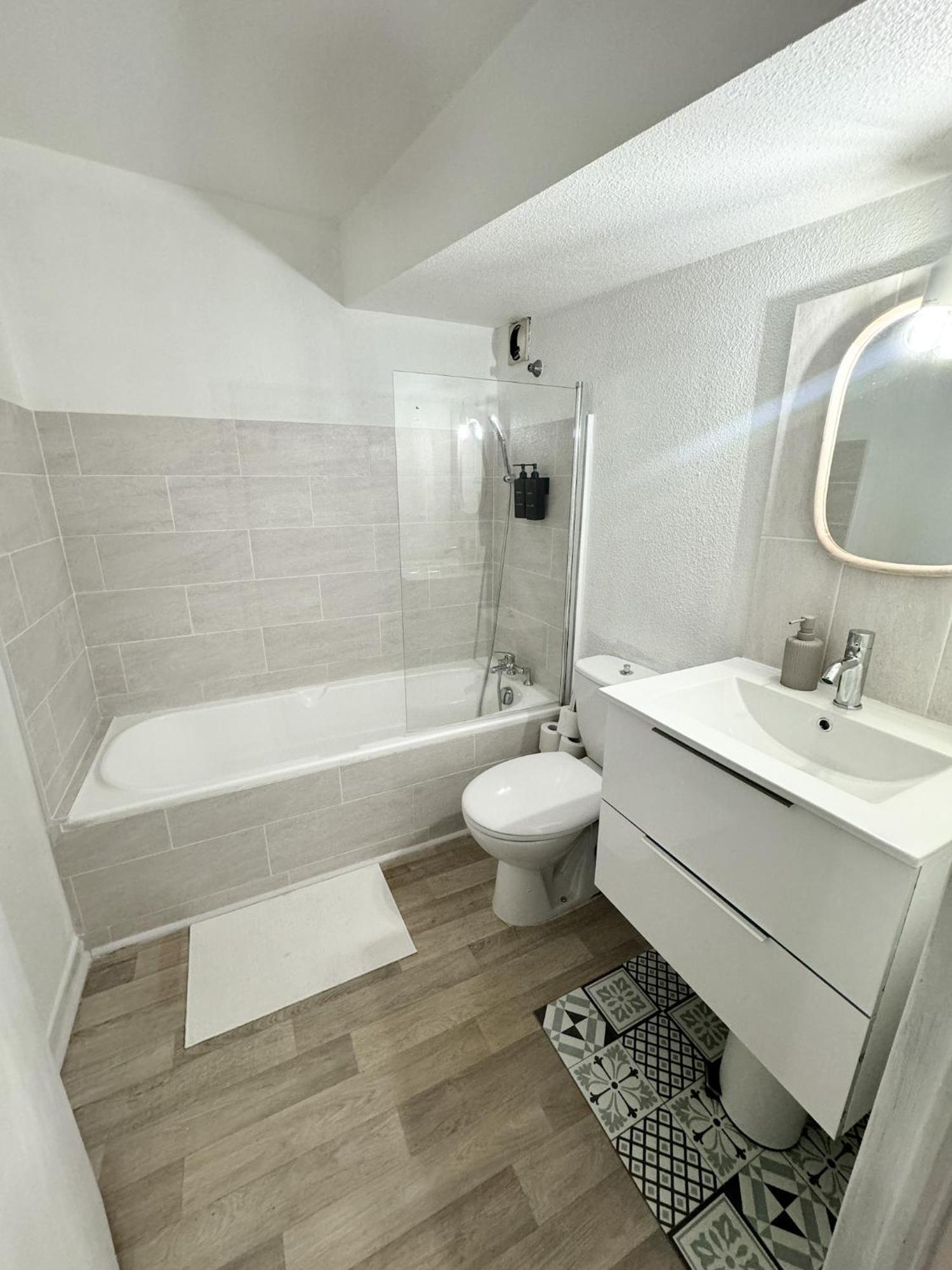 Appartement Cosy En Hyper-Centre Brive-la-Gaillarde Exterior photo